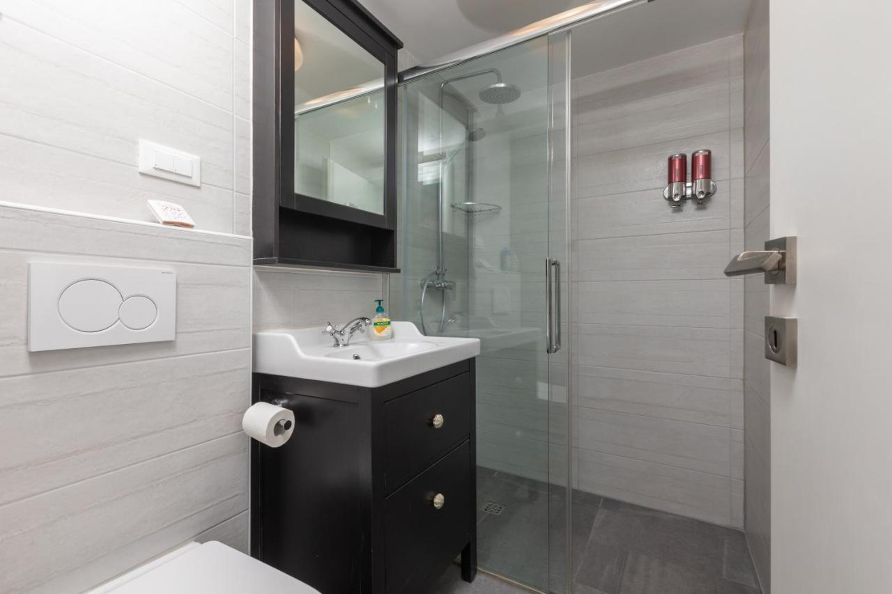 Apartment Coastal Villa Makarska Eksteriør bilde