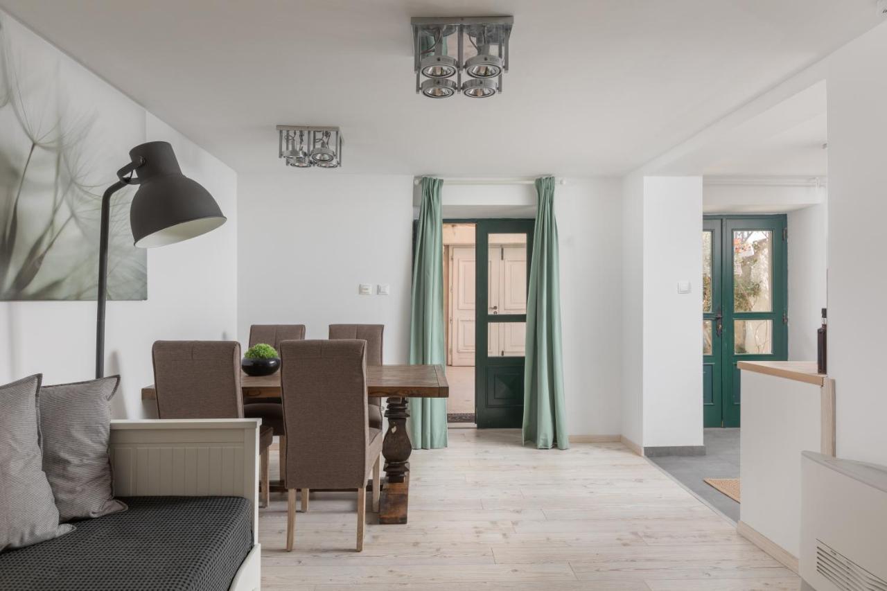 Apartment Coastal Villa Makarska Eksteriør bilde
