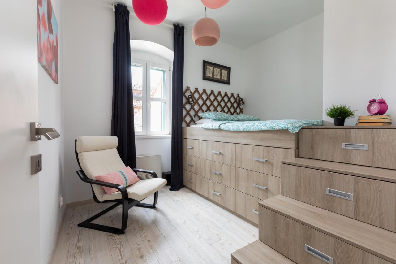 Apartment Coastal Villa Makarska Eksteriør bilde