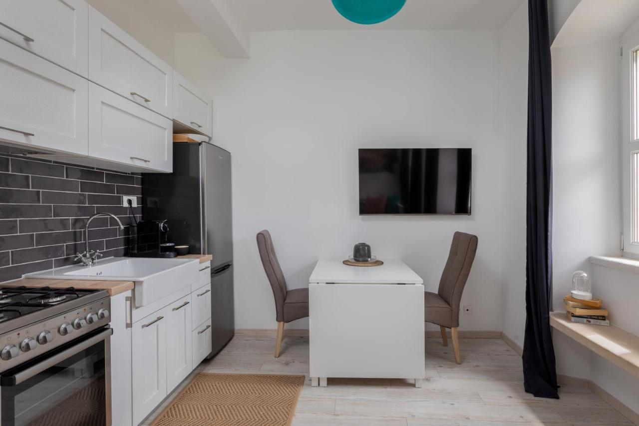 Apartment Coastal Villa Makarska Eksteriør bilde