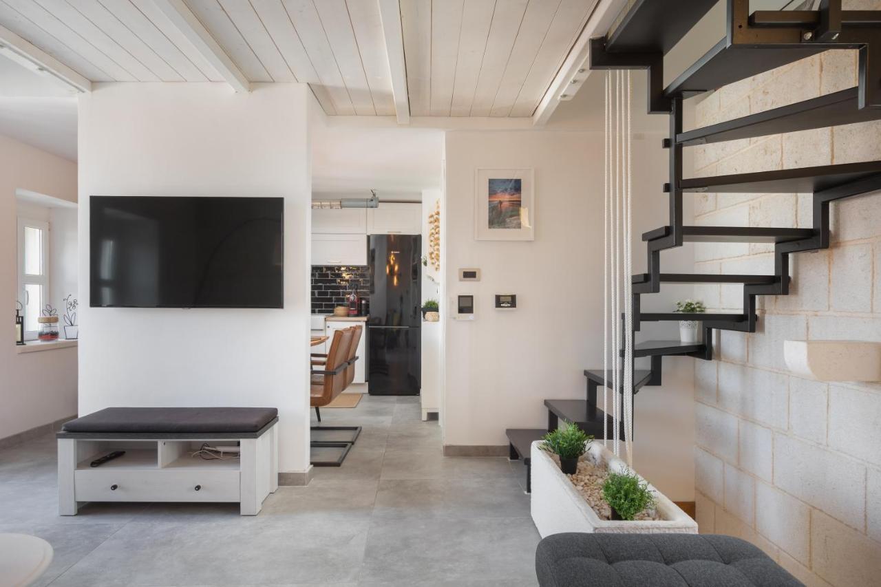 Apartment Coastal Villa Makarska Eksteriør bilde